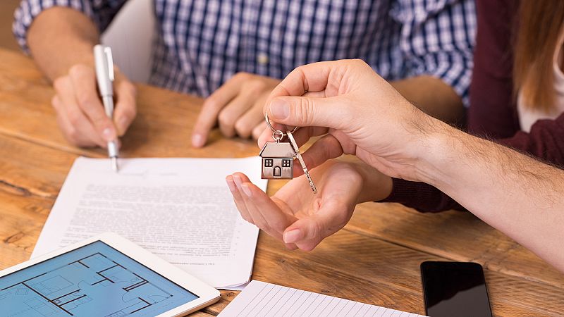 ¿Quién podrá reclamar el impuesto de registrar una hipoteca y cómo podrá hacerlo?