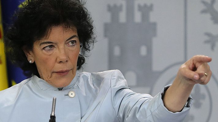 Telediario 1 - El Gobierno acusa la "pinza" de PP y Ciudadanos por "deslealtad" e "inmadurez política"