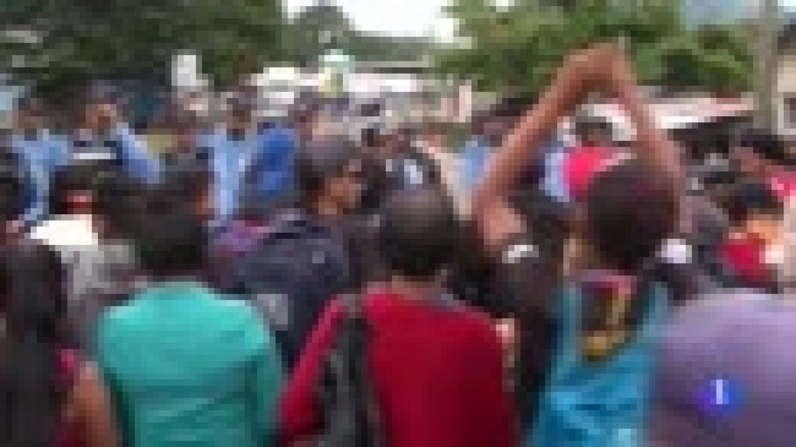 Telediario 1: Situación crítica en frontera de Honduras con Guatemala por la caravana masiva de migrantes hacia EE.UU. | RTVE Play