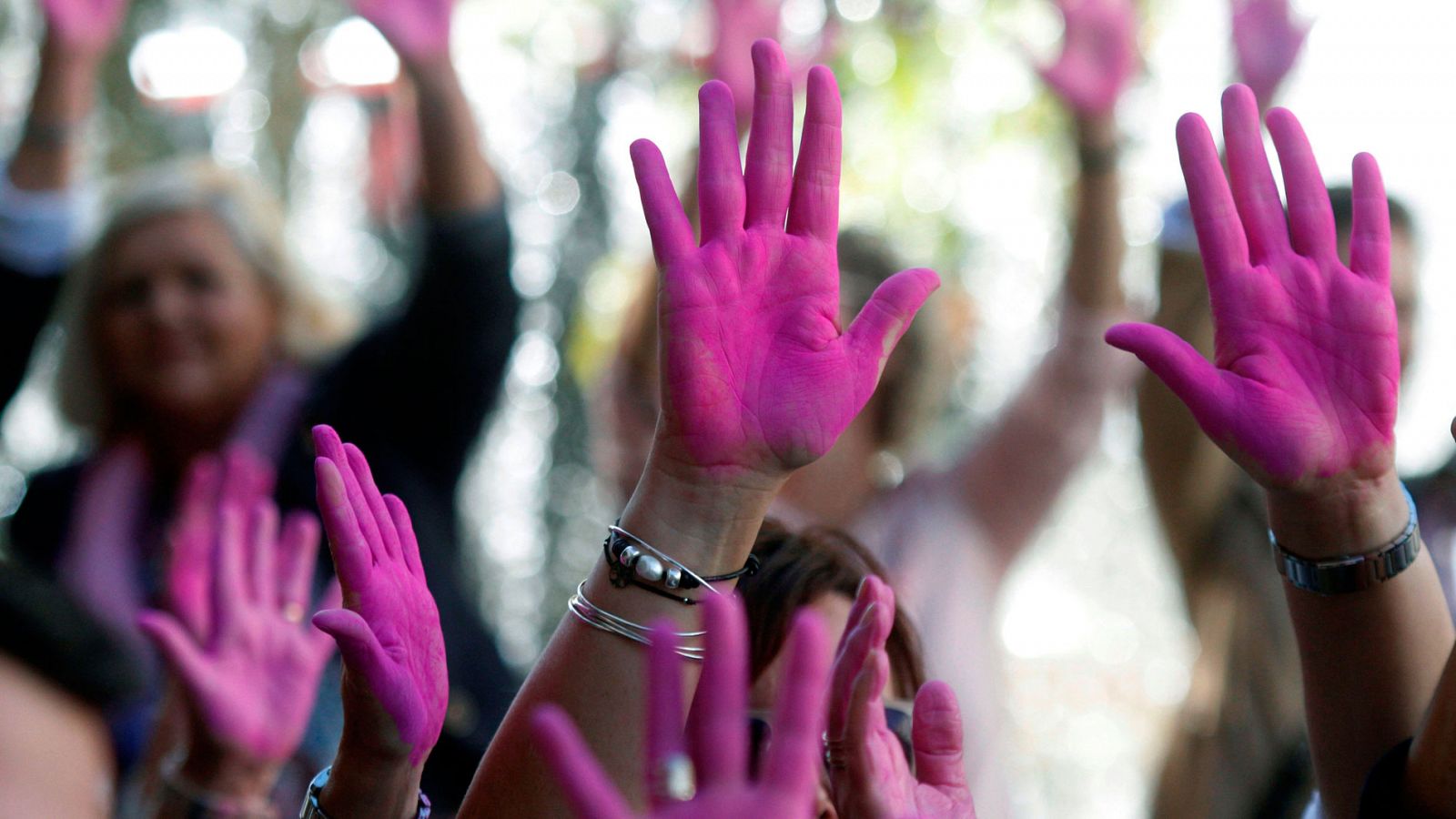 Lanzan un diccionario para educar y sensibilizar sobre el cáncer de mama metastásico