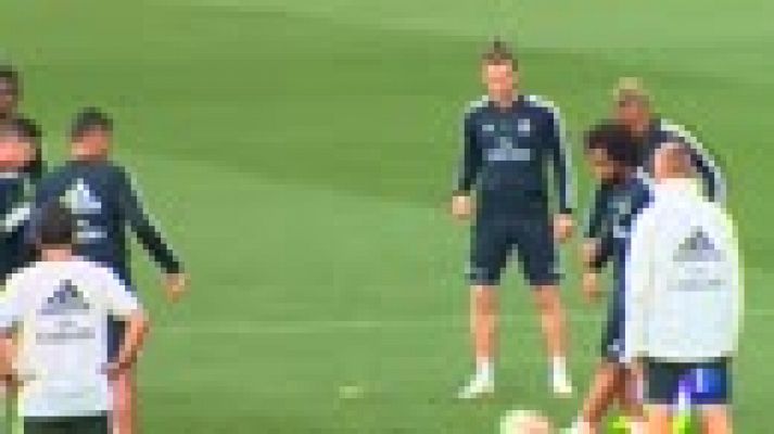 Telediario 1 - Lopetegui se siente respaldado por el Madrid