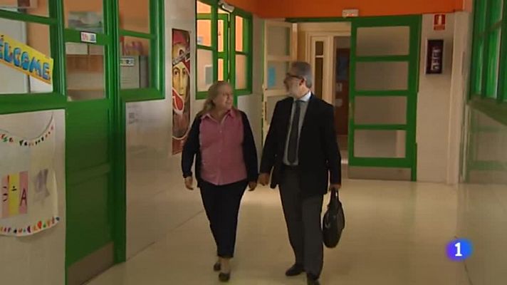 Telediario 1 - Los inspectores de educación, algo más que los "policías" de los colegios
