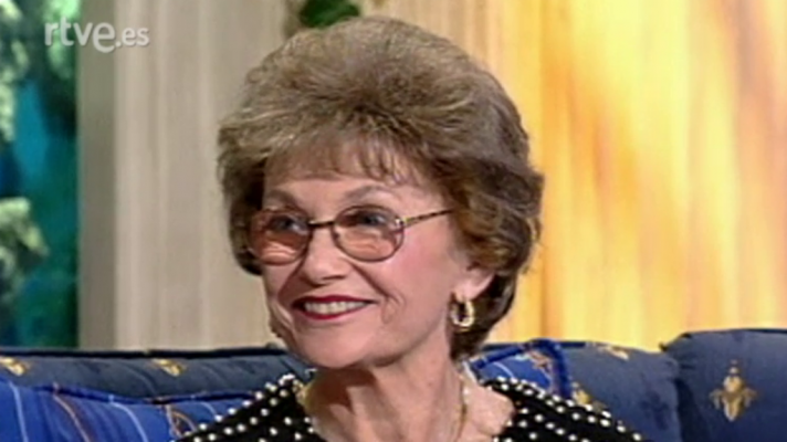 Estelle Getty, Marianico El Corto, Esther Arroyo y J. Cortés