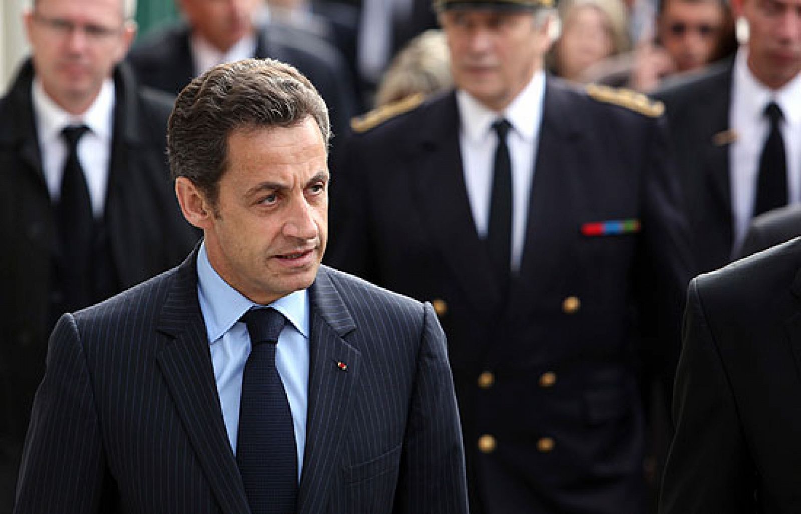 Desayunos - Herrero le dirá a Sarkozy "y tú, enano, ¿de qué vas?"