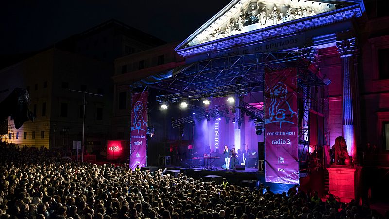 Especiales Radio 3 - V�DEO: M�sica en el Congreso. 40 a�os Constituci�n (Completo) - 20/10/18 - Ver ahora