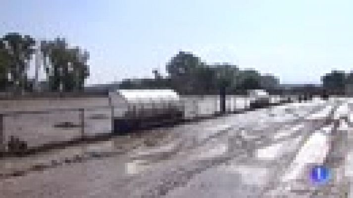 Telediario 1 - Las lluvias torrenciales dejan al Rubio CF sin campo y durmiendo en el autobús