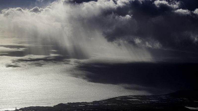 Chubascos que podrían ser fuertes localmente en las Islas Canarias orientales