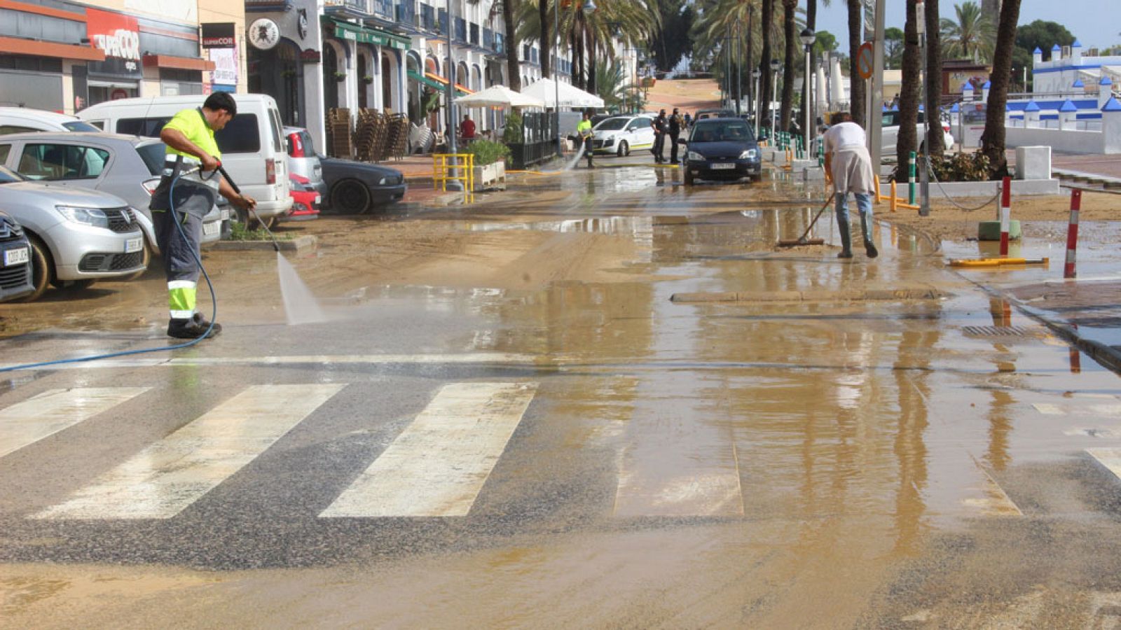 El tiempo: Un frente deja lluvias intensas en Canarias y el frío irrumpe en la Península | RTVE Play