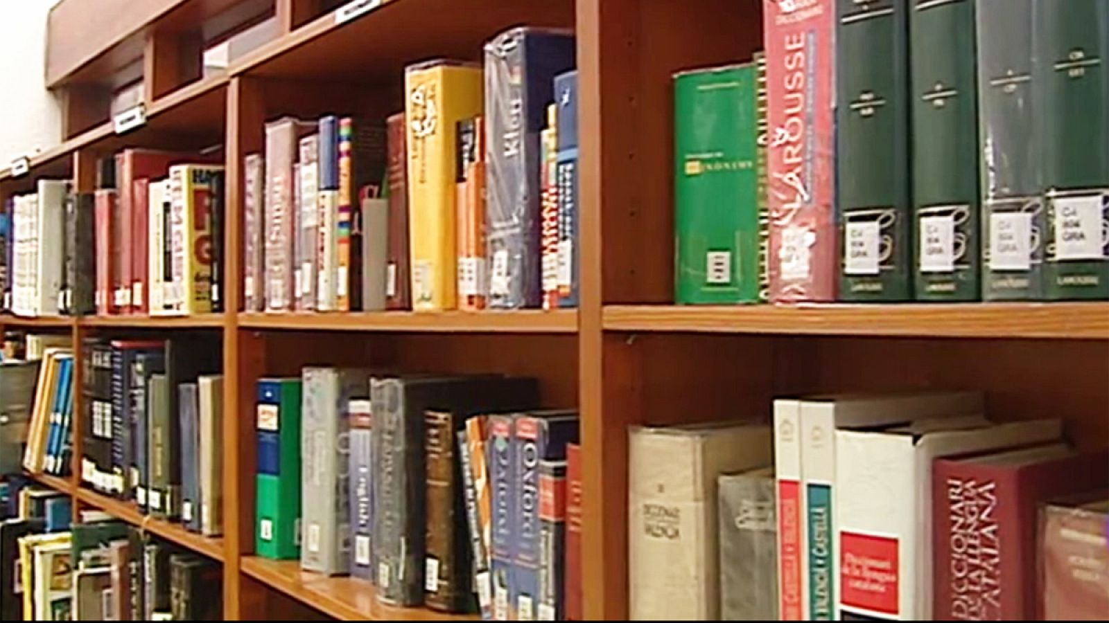 Telediario 1: El Día de la Biblioteca, una jornada que va más allá del libro | RTVE Play