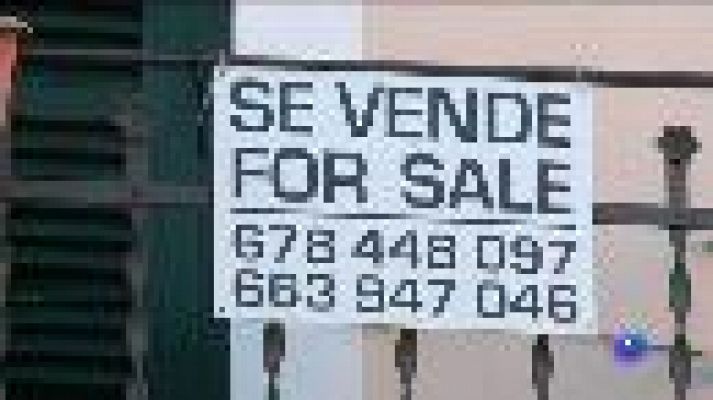 Informatiu Balear - Es pot fer alguna cosa per combatre els perjudicis de ser la barriada de moda?