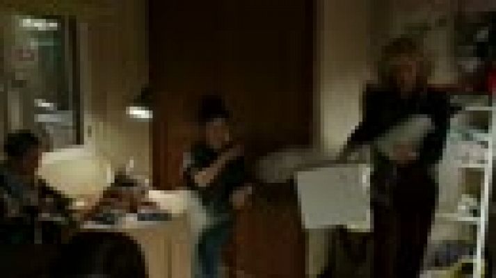 Cuéntame cómo pasó - Merche emocionada con la vida de las mujeres del centro