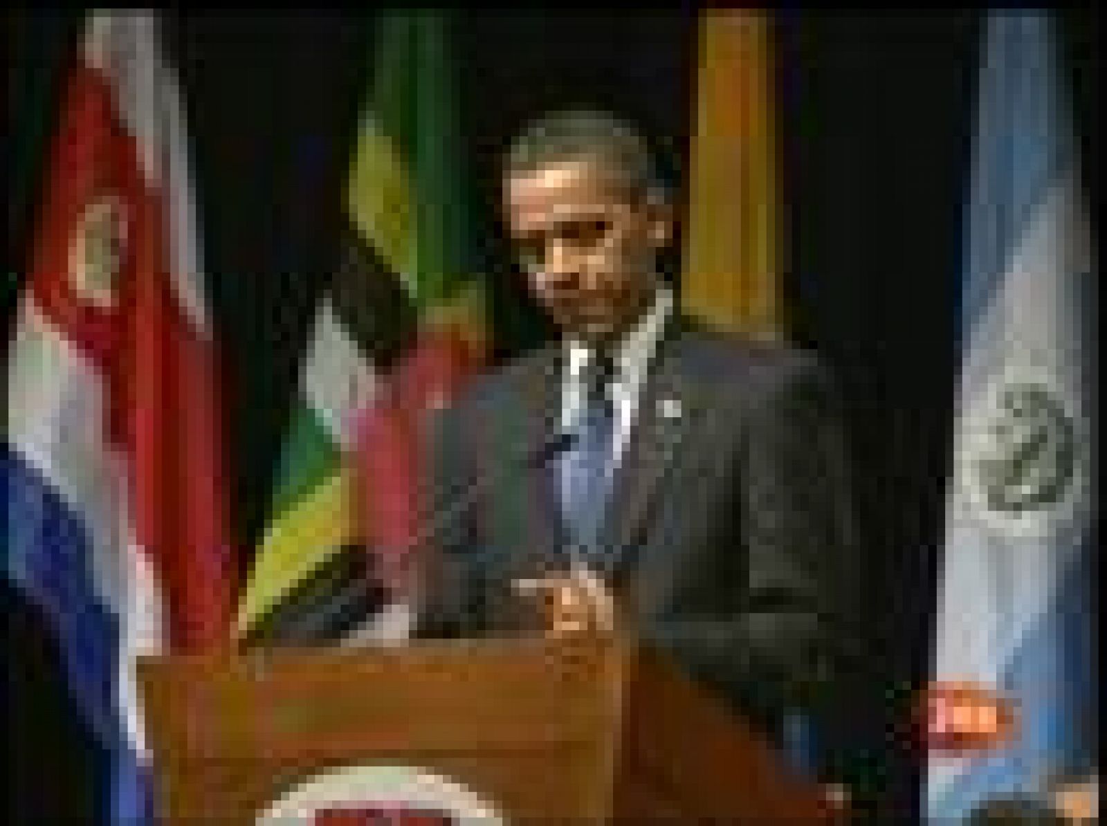 El presidente de EE.UU, Barack Obama, ha puesto de manifiesto su intención de iniciar una nueva relación con Cuba, con cuyo Gobierno está dispuesto a hablar de derechos humanos, inmigración y economía, entre otros temas. 