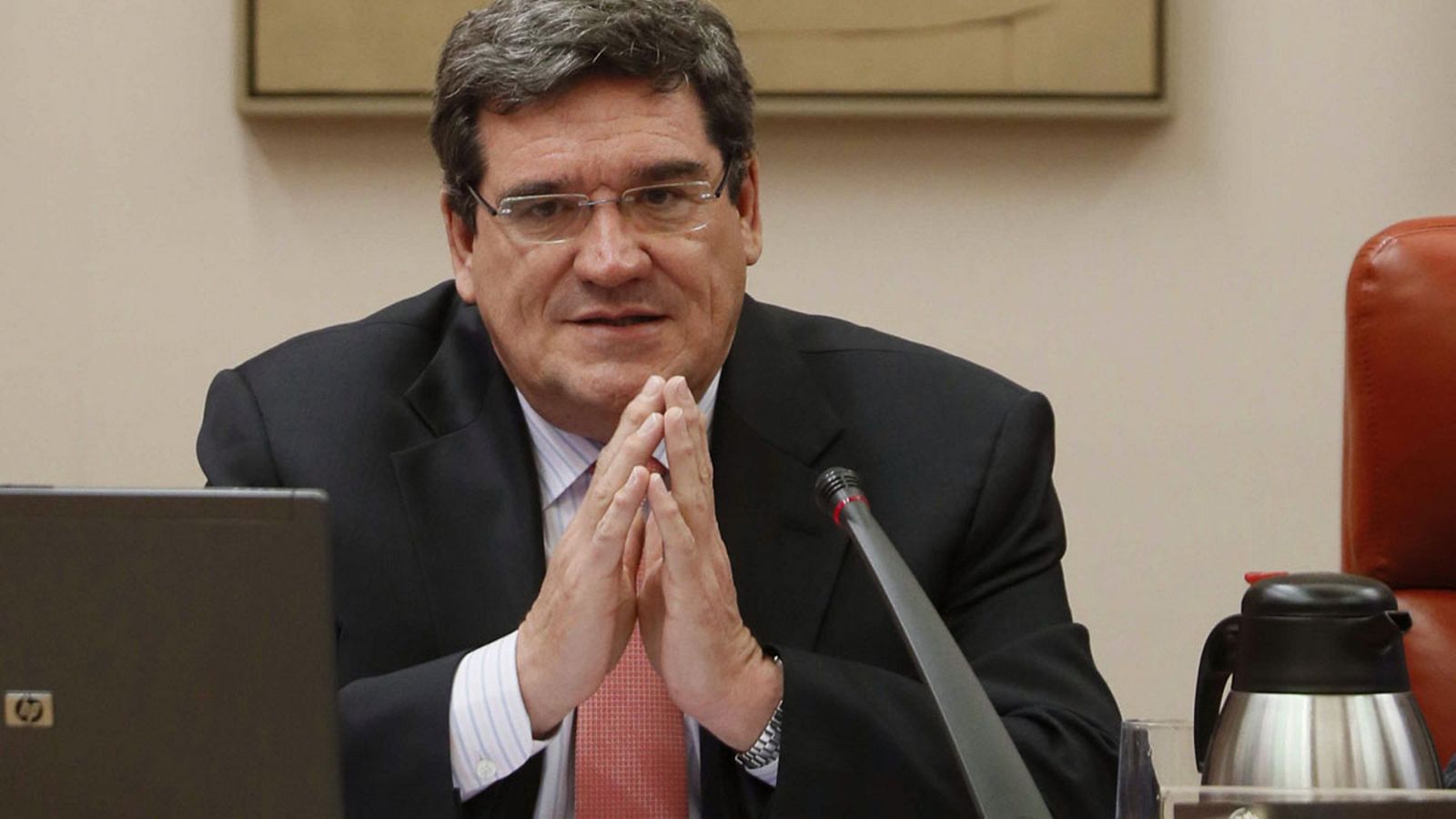 AIReF ve factible el plan presupuestario de 2019, pero duda de algunas cifras | Ver