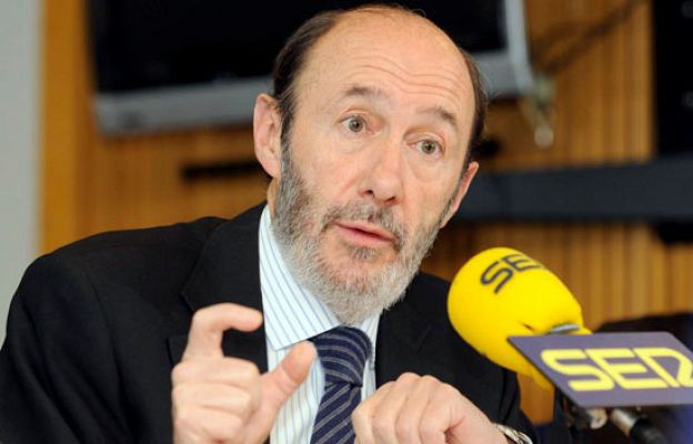 Rubalcaba defiende a la policía