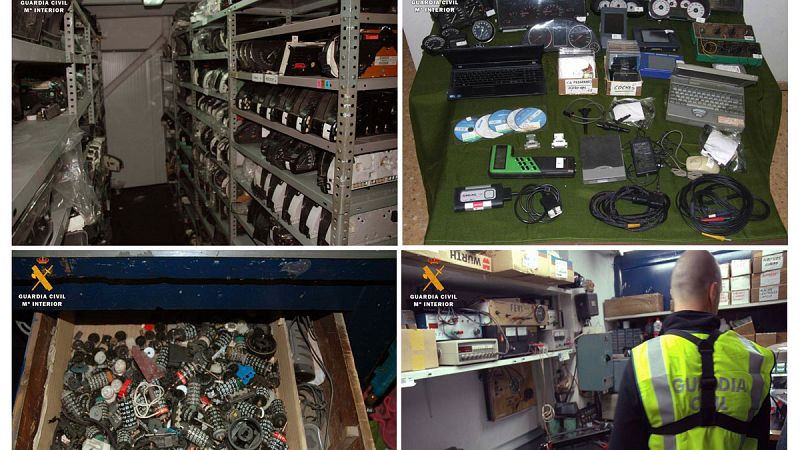 Almacenaje y detalles de material confiscado por la Guardia Civil en la operación contra el fraude de kilometraje de vehículos de segunda mano destinados a la venta