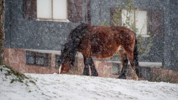 Lluvias fuertes y persistentes en el Cantábrico y Baleares