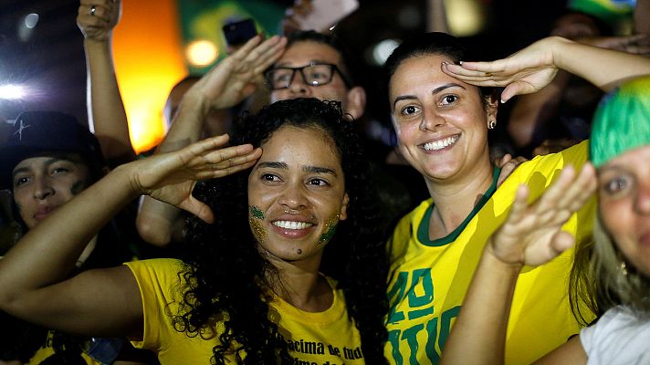 Informativo 24h - La corrupción política aupa a Bolsonaro