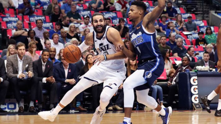 Ricky Rubio lidera a los Jazz y Curry sigue en plan estelar