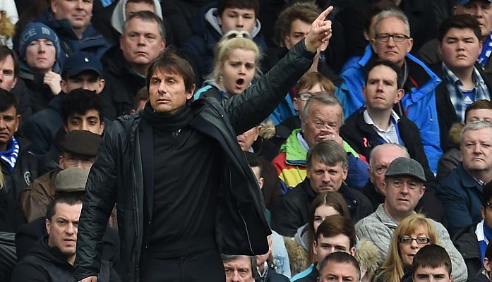 Telediario 1 - Conte, mano dura para el vestuario del Madrid