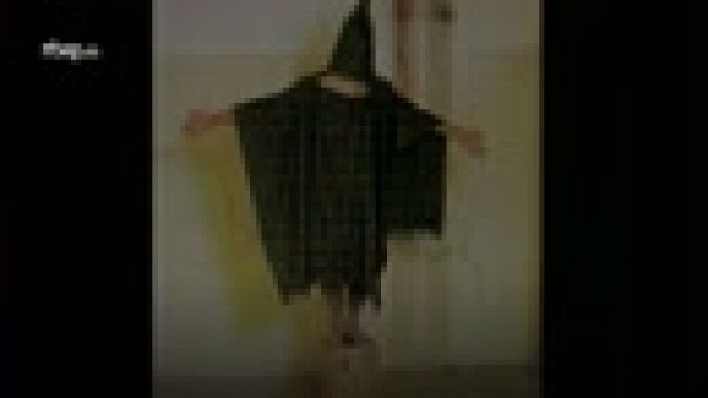 Imagen del vídeo de #Prisionero151716 torturado en la prisión de Abu Ghraib