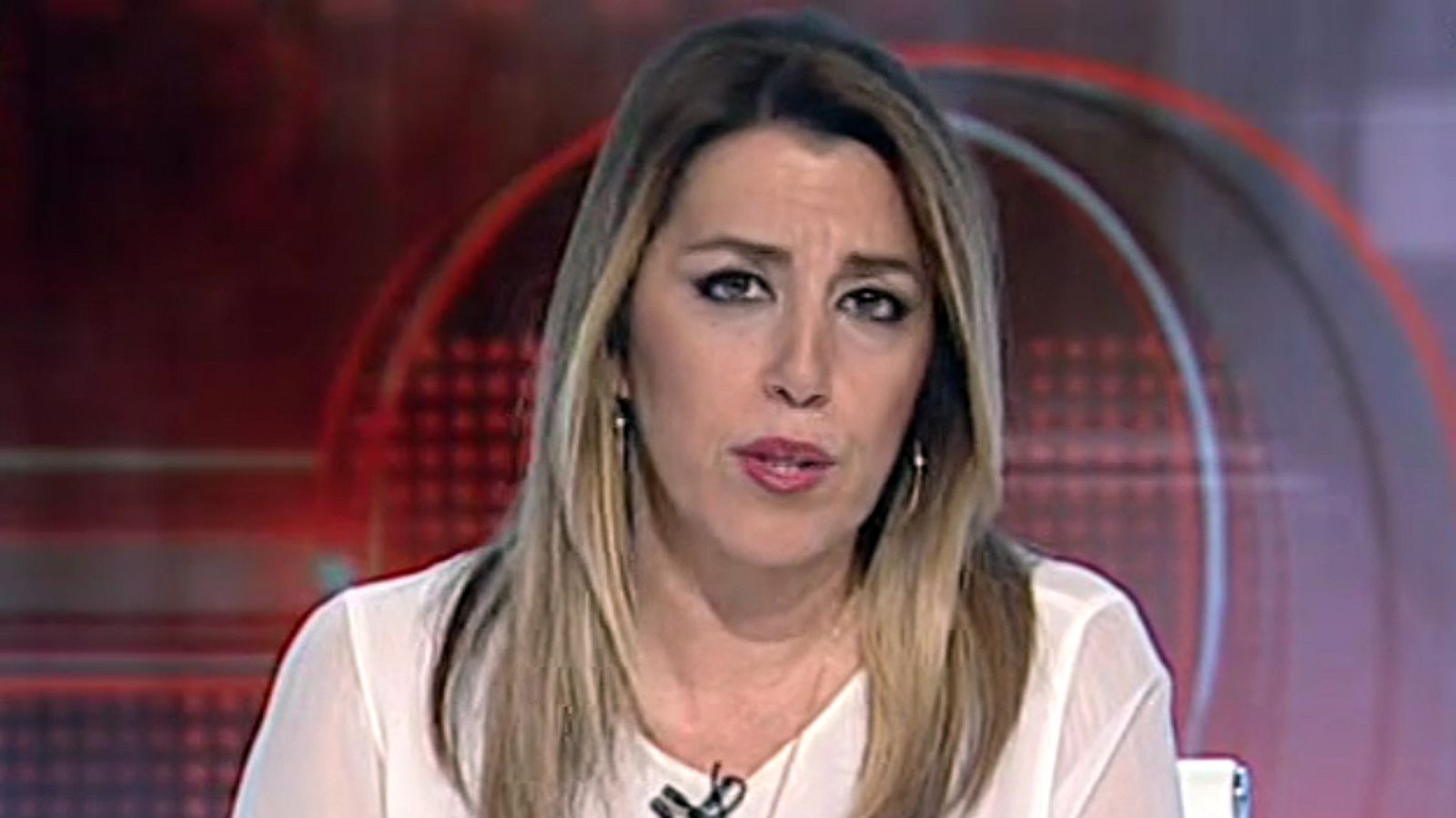 Susana Díaz: "Todos debemos hacer un esfuerzo para evitar el término bloqueo"