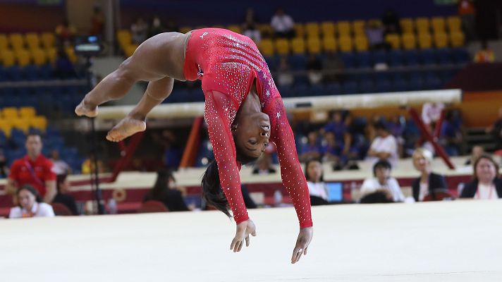 Telediario 1 - Simone Biles regresa por todo lo alto