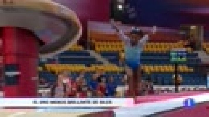 Telediario 1 - Simone Biles hace historia con su cuarto oro en un Mundial