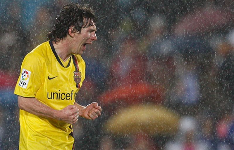 El Barcelona ha logrado otra victoria ante el Getafe y mantiene las distancias con el Real Madrid.