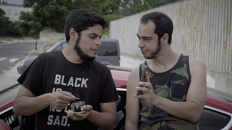 Mambo - Mira ya el captulo 2x05 de la segunda temporada: "El gnomo"