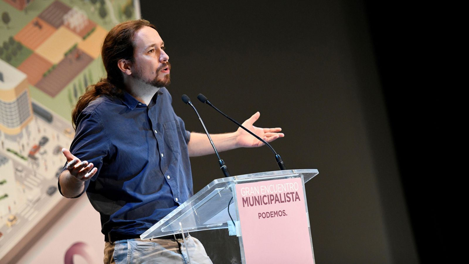 Iglesias dice que es "una vergüenza" que la Manada haya sido condenada a nueve años y ahora se pidan 25 para Junqueras