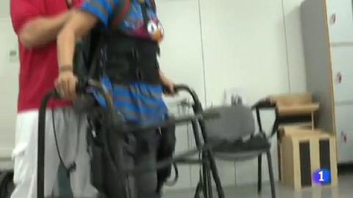 Exoesqueletos para que las personas con dificultades de movilidad puedan incorporarse de nuevo 