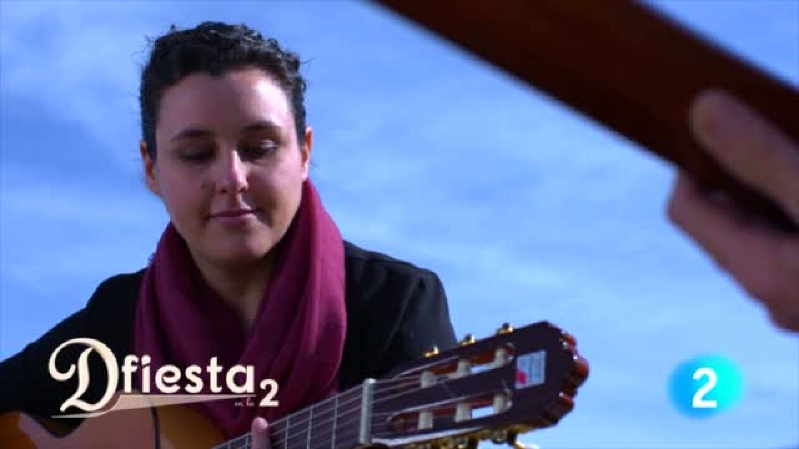 Dfiesta en La 2: Bonica cantan "Quiero verte feliz" | RTVE Play
