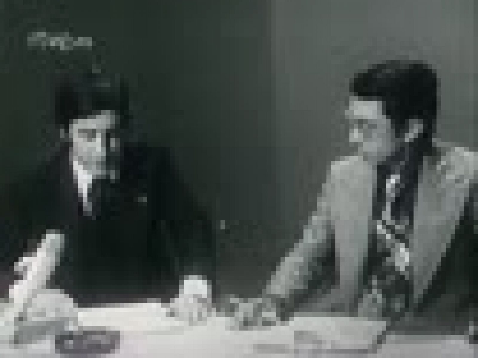 Fue noticia en el Archivo de RTVE: Noticias en La 2 - 24/1/1975 | RTVE Play