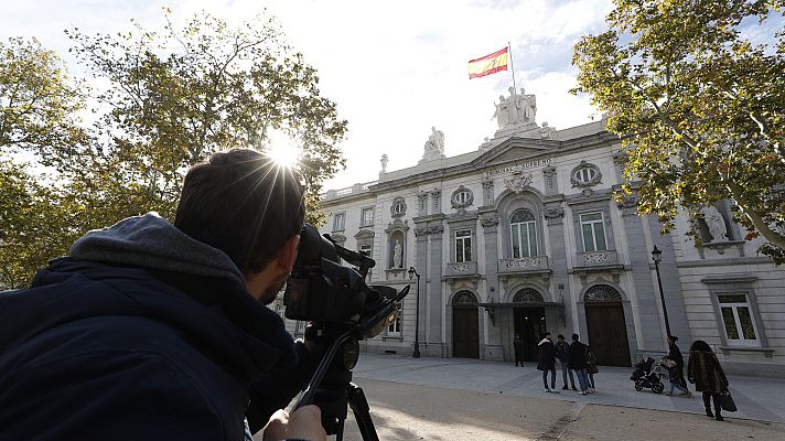 Telediario 1 - PP, Cs y Podemos advierten del daño a la Justicia tras la decisión del Supremo sobre las hipotecas
