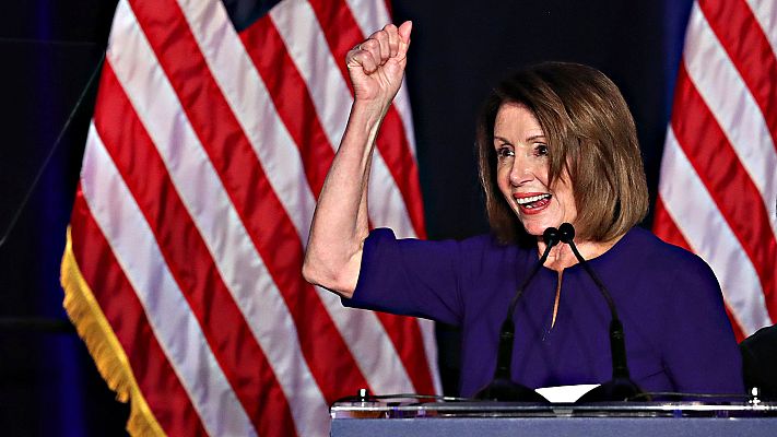 Telediario 1 - Los demócratas consiguen arrebatar la cámara baja del Congreso a los Republicanos