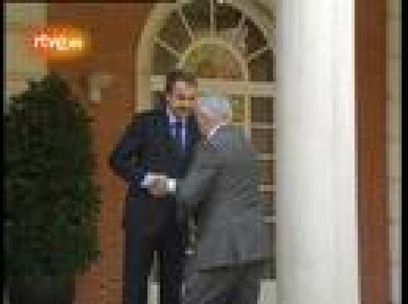 Zapatero recibe a Cayo Lara en La Moncloa