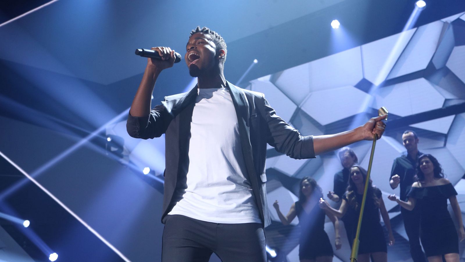 OT 2018 - Famous canta "Nobody but you" en la gala 7