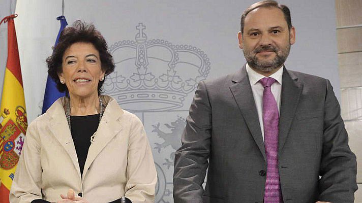 Telediario 1 - El Gobierno endurece las multas a las autopistas ante casos de colapsos en las vías