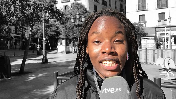 Lys: "No era normal que nos pidiera el ticket al único grupo de chicos negros de la piscina"