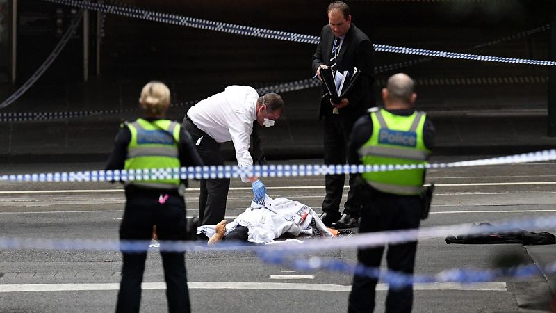 Australia | La Policía investiga como terrorismo un apuñalamiento en Melbourne con un muerto 