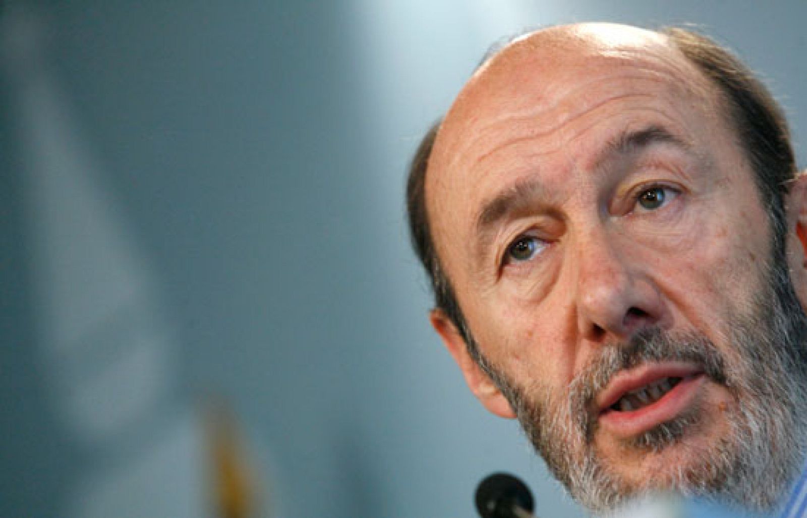 Rubalcaba confirma que ETA tenía previsto atentar el día de la investidura de Patxi López | Ver