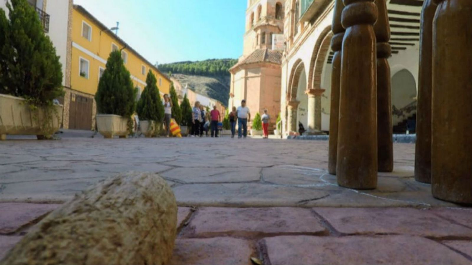 ¿Jugamos a las birlas?