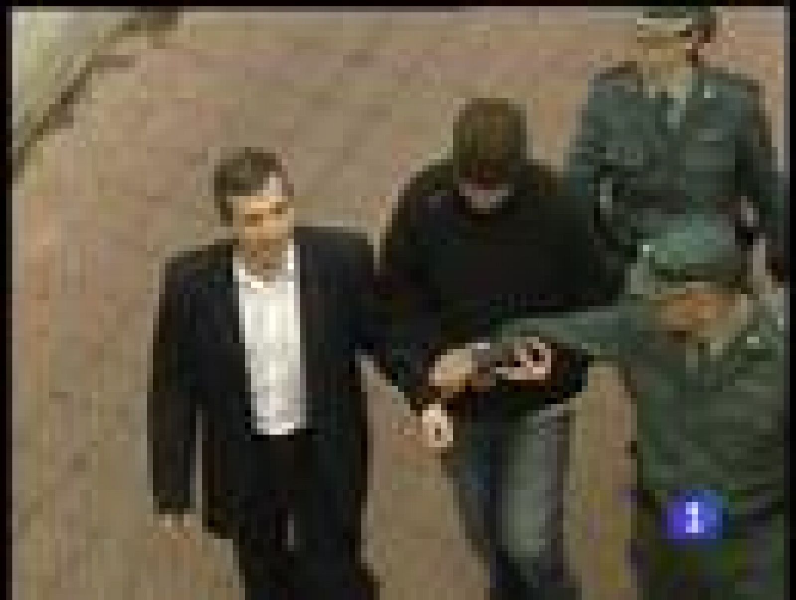 El ex jefe de la Policía Local de Coslada sale de la cárcel tras pasar once meses en prisión preventiva | Ver