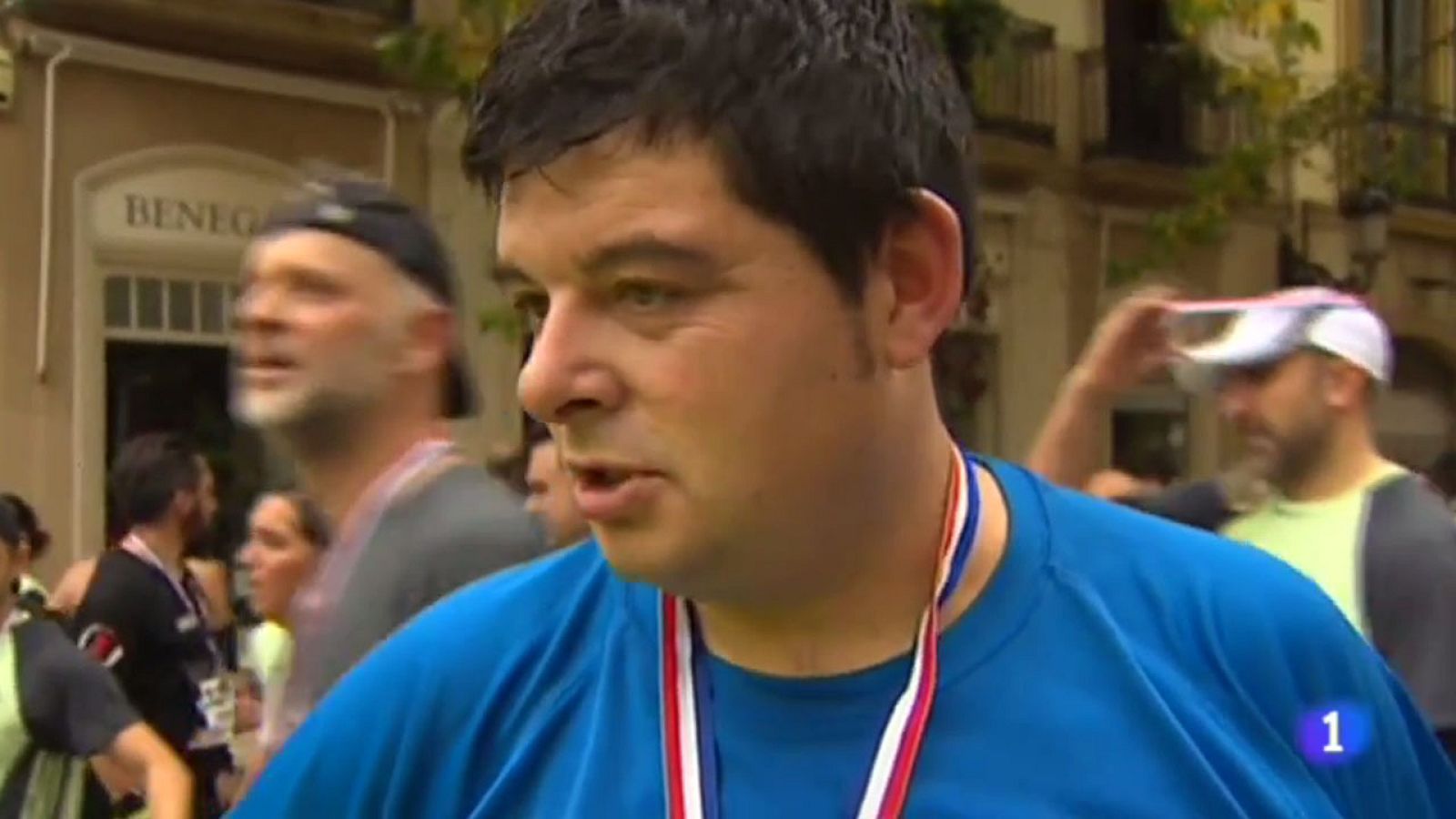 Ganador de dos grandes carreras: la lucha contra el cáncer de pulmón y la Behobia-San Sebastián | Ver