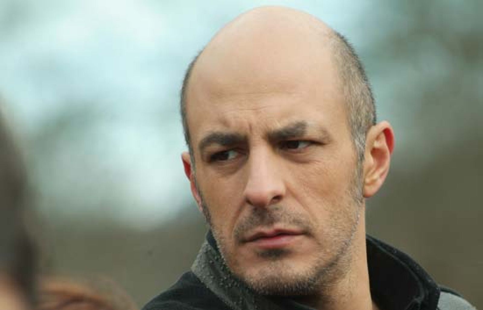 Águila Roja - Juan, el inquietante médico | Ver