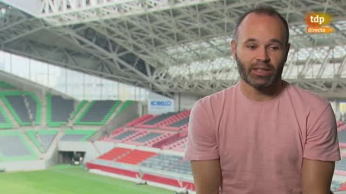 Iniesta: "Luis Enrique es el entrenador ideal para España"