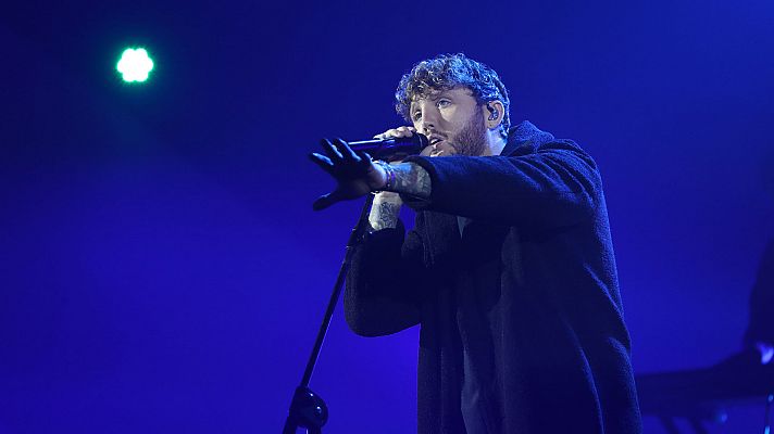 OT 2018 - James Arthur canta "Empty space"