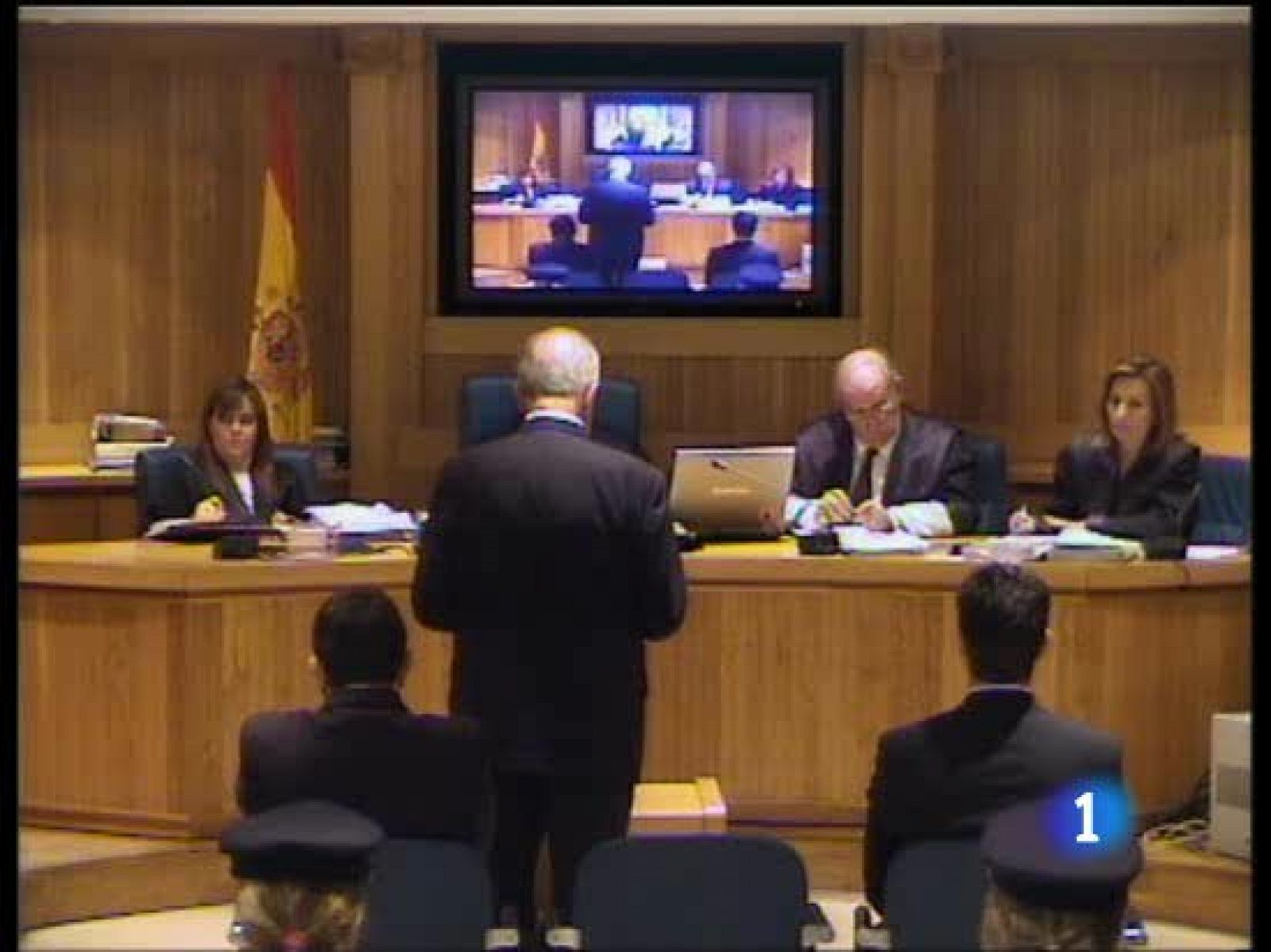 La defensa del general Navarro, el principal imputado, ha acusado de esos errores a los forenses turcos | Ver