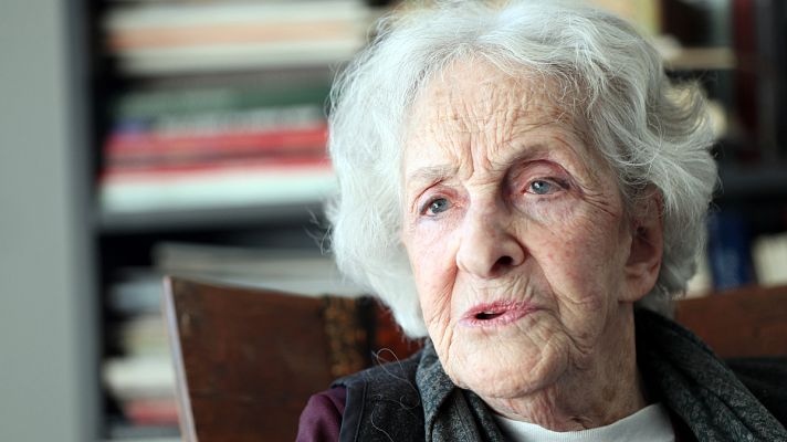 Telediario 1 - La poeta uruguaya Ida Vitale, Premio Cervantes 2018