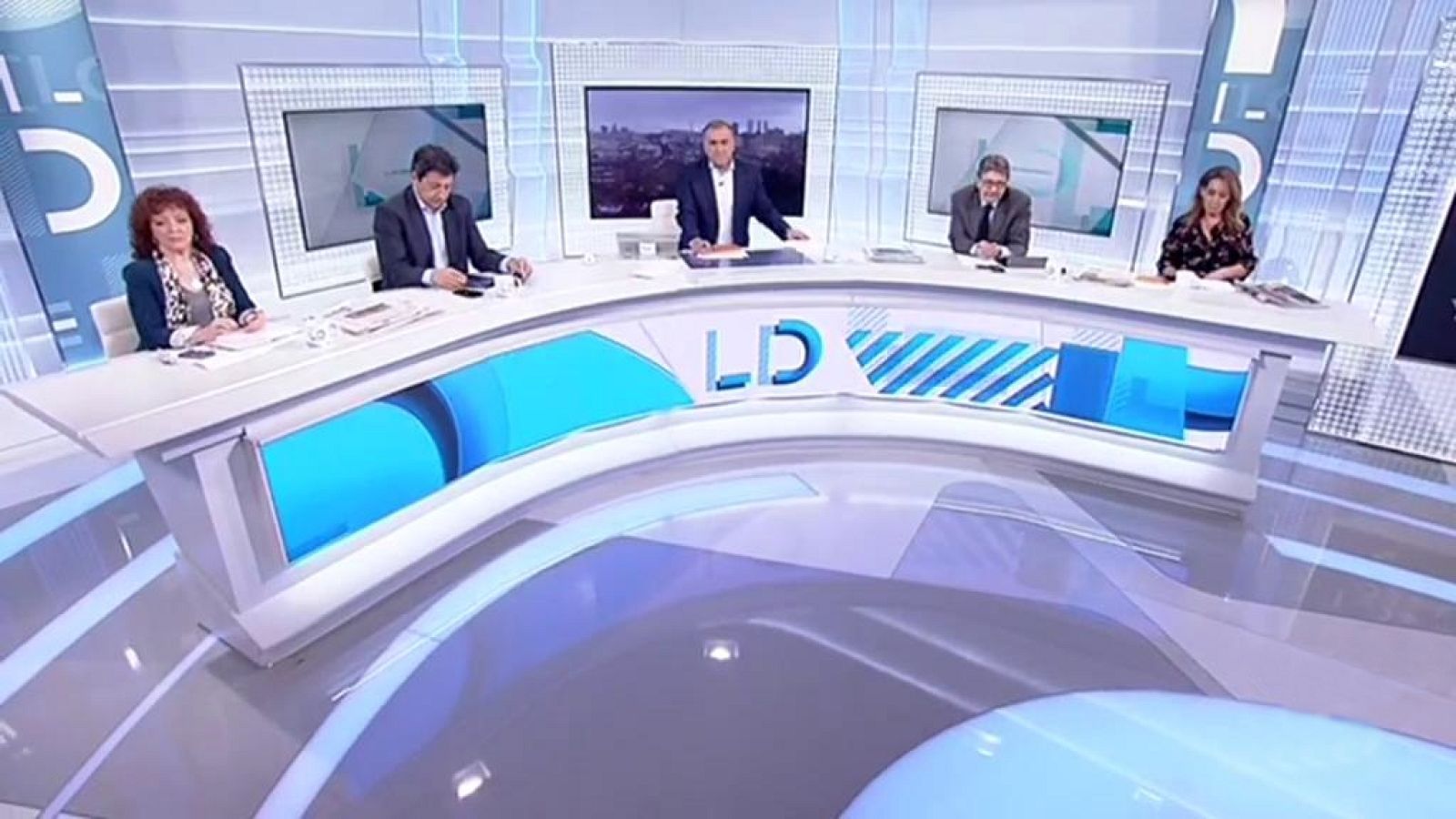 Los desayunos de TVE - Susana Díaz (PSOE);  Juanma Moreno (PP); Antonio Maíllo (Ciudadanos); y Juan Marín (Adelante Andalucía) - ver ahora